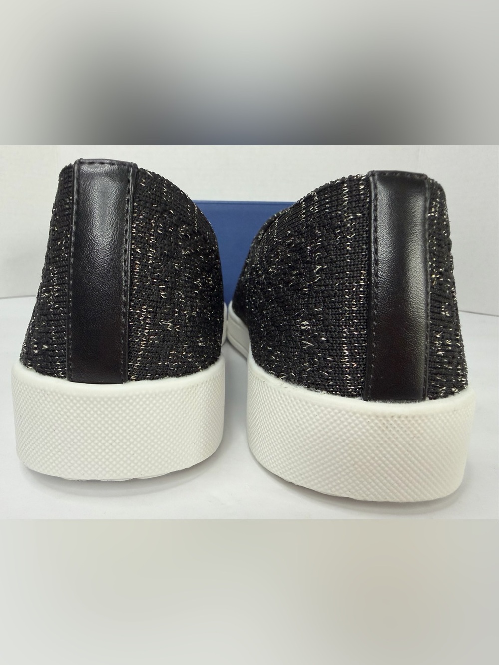 White Mountain Upsoar Size 8 Black Gold Slip On Sneakers Woven - Picture 3 of 12